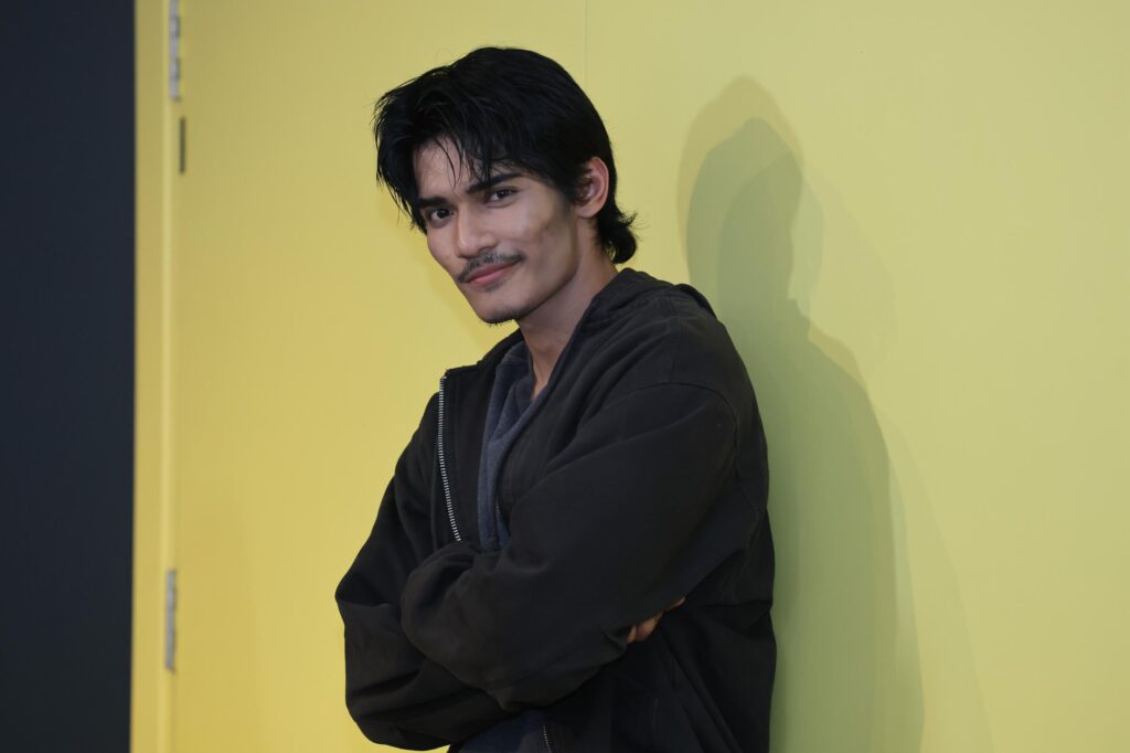 Theater experience offers unique skills for actors, says Arfie Shah