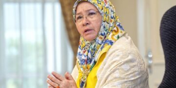 TUNKU AZIZAH AMINAH MAIMUNAH ISKANDARIAH