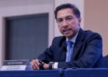 FAD'L Mohamed mengumumkan prestasi separuh pertama Bursa Malaysia dalam Taklimat Prestasi Kewangan Separuh Pertama Bursa Malaysia di Kuala Lumpur hari ini. - UTUSAN/M. FIRDAUS M. JOHARI