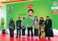 Yeo Bee Yin (tiga dari kanan), Nur Izzuddin (tengah) bersama panel yang membicarakan kepentingan Zat Besi. Turut sama, Muhammad Daniel (dua dari kanan) dan Yee Pek Kuan.