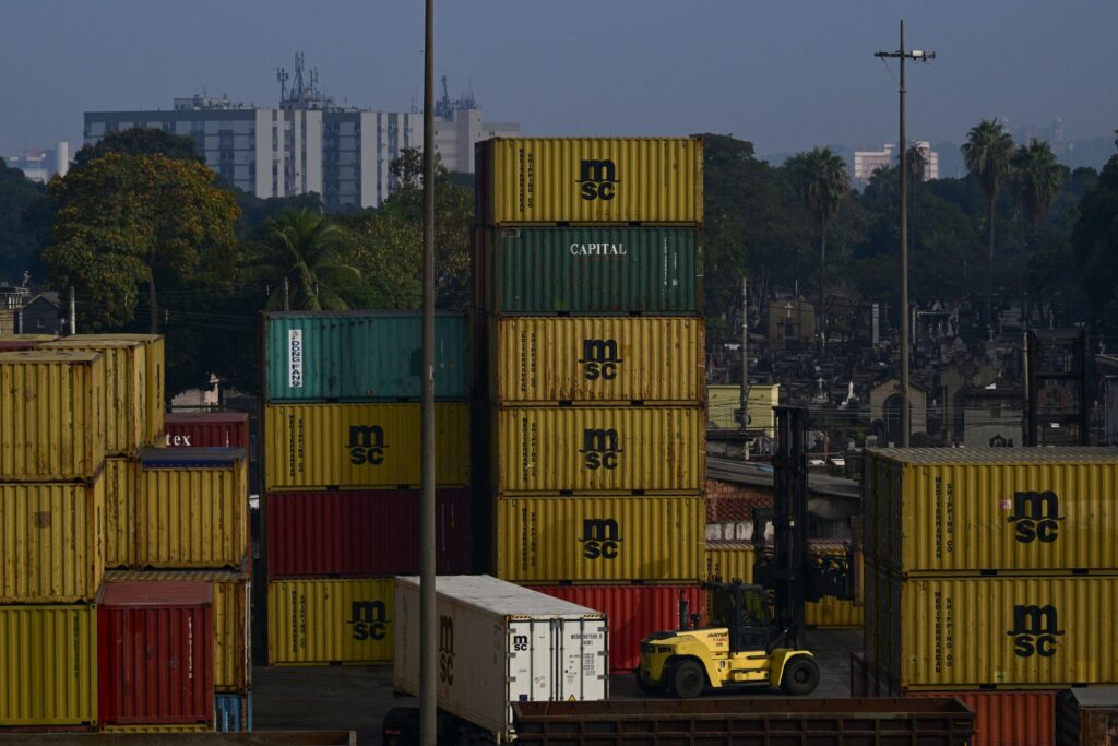 Brazil condemns U.S. decision to impose 25% tariff