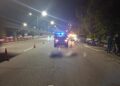 TINDAKAN seorang lelaki mengalihkan baldi yang dijadikan tanda amaran di Kilometer 13.0 Lebuhraya Cheras-Kajang dekat sini berakhir tragedi apabila dia maut dirempuh sebuah kenderaan pelbagai guna (MPV) semalam.