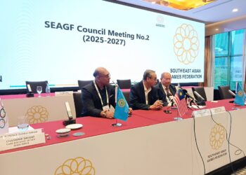 Ketua Pegawai Eksekutif (CEO) MASOC, Abdul Rashid Yaakub (tengah) dalam sidang media selepas menghadiri Mesyuarat SEAGF Kedua di sini hari ini.