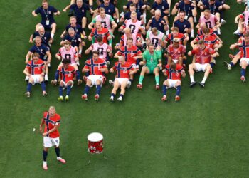 PEMAIN Norway meraikan kejayaan mereka selepas menewaskan Brazil 2-1 dalam aksi pusingan 16 terbaik Piala Dunia 2026, semalam. - AFP