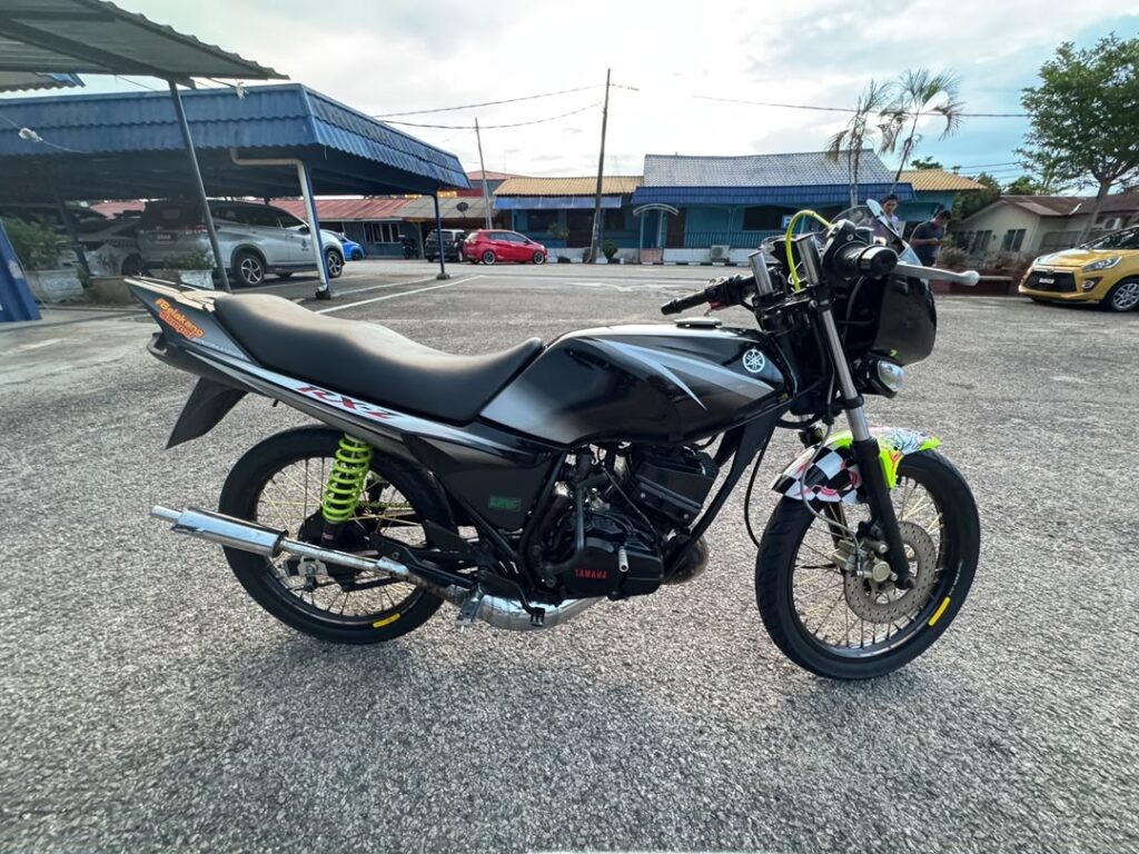 Singaporean Arrested for Dangerous Motorcycle Stunt on LPT2