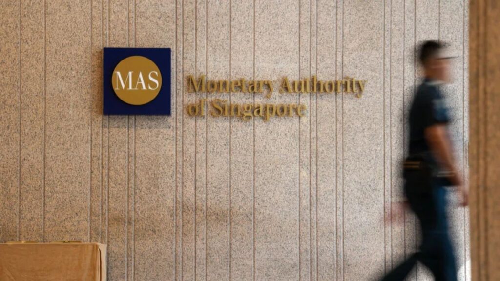 Singapore Tightens Monetary Policy Amid Iran Conflict and Inflation Fears