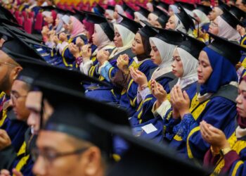 RISIKO yang wujud bukanlah alasan untuk menolak reformasi AUKU, tetapi peringatan supaya pelaksanaannya dirancang 
dengan teliti.