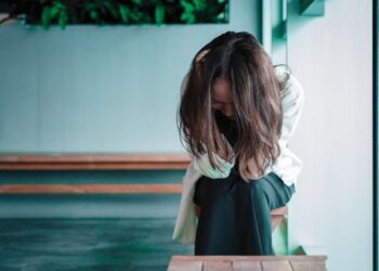 PEKERJAAN seharusnya menjadi ruang untuk membina kehidupan dan mengembangkan potensi, bukannya punca seseorang kehilangan tenaga, masa dan kesejahteraan.