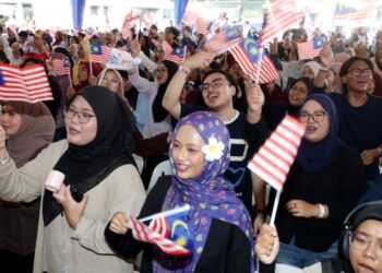 NILAI yang terkandung dalam lirik lagu kemerdekaan sepatutnya terus diingati dan diamalkan dalam kehidupan selepas lagu berhenti dimainkan.