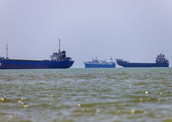 IRAN menafikan bahawa perjanjian untuk membuka semula Selat Hormuz sudanh dicapai dengan Amerika Syarikat (AS). - AFP