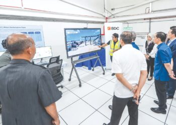 BDC Malaysia bekerjasama dengan firma tempatan merancang, mereka bentuk serta membangunkan
teknologi Loji Rawatan Air bagi memproses efluen menjadi air berkualiti tinggi yang sesuai digunakan
untuk tujuan penyejukan pusat data.