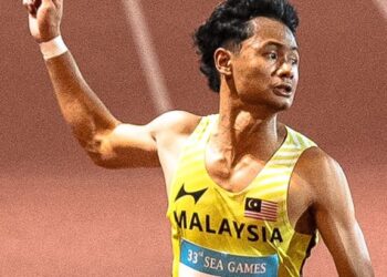 Danish Iftikhar Muhammad Roslee mengesahkan kedudukan dalam sembilan pelari pecut terbaik dunia apabila layak ke final acara 100 meter (m) Kejohanan Olahraga Remaja Dunia Bawah 20 (B-20) di Oregon, Amerika Syarikat, semalam.