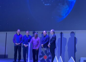 S. Jai Shankar (tengah) bersama barisan tetamu kehormat semasa merasmikan pra-pelancaran Pameran Engineer dan Marvex 2026 hari ini.