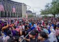 KEMERDEKAAN perlu diisi dengan tanggungjawab, perpaduan dan kecintaan kepada tanah air agar Malaysia terus aman dan makmur.