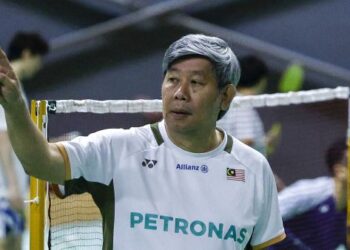 Strategi pecah ganding yang diperkenalkan Herry Iman Pierngadi mula menampakkan hasil apabila gandingan Man Wei Chong-Soh Wooi Yik mara ke final Korea Masters, kelmarin. - UTUSAN/SHIDDIEQIIN ZON 
