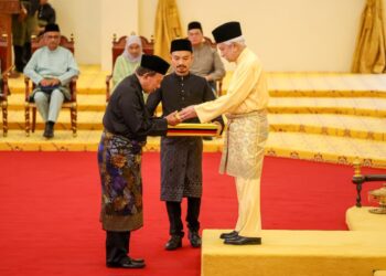 ISMAIL Lasim dilantik sebagai Menteri Besar Negeri Sembilan yang baharu. UTUSAN/ISKANDAR ISHAK