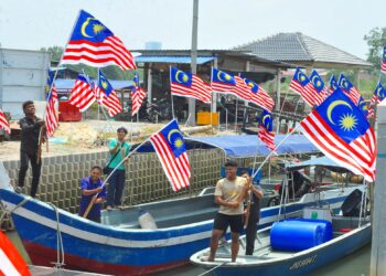 KEMERDEKAAN perlu diraikan sepenuh hati sebagai lambang menghargai pengorbanan dan jasa generasi terdahulu membebaskan kita daripada jajahan.