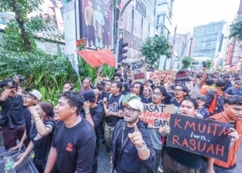 PERSOALAN bukan lagi berkisar tentang ruang dan peluang kebebasan yang perlu diberikan tetapi bagaimana mahasiswa menguruskan kebebasan.