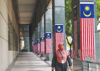 KEMERDEKAAN tidak hanya diukur pada usia negara bebas daripada penjajahan, tetapi keupayaannya membina masyarakat yang aman, bermaruah dan sejahtera.
