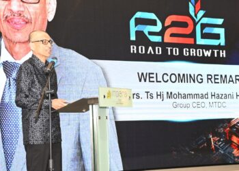 MOHAMMAD Hazani Hassan menyampaikan Ucapan Pembukaan di R2G 2026 Southern di Senai, Johor.
