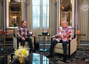 SULTAN Ibrahim berkenan menerima mengadap Perdana Menteri, Datuk Seri Anwar Ibrahim di Istana Bukit Tunku, hari ini. FACEBOOK SULTAN IBRAHIM SULTAN ISKANDAR