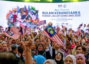 SEMANGAT kemerdekaan perlu diterjemahkan sepanjang tahun melalui tanggungjawab, perpaduan, integriti dan usaha menjaga keamanan negara.