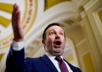 CHRIS MURPHY