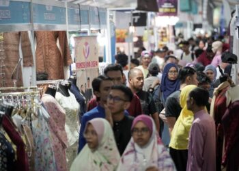 TEKNOLOGI kecerdasan buatan (AI) boleh membantu perniagaan menjadi lebih cekap, pantas dan tepat.