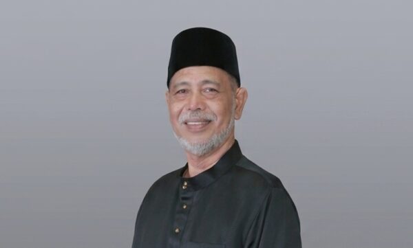 Belakangkan Pengerusi PN
