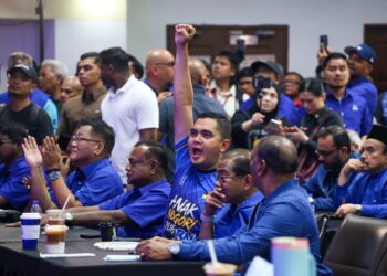 Suasana terkini penyokong Barisan Nasional (BN) semasa menunggu keputusan pada Pilahan Raya Negeri (PRN) Negeri Sembilan ketika tinjauan di Wisma UMNO Seremban di sini, hari ini. Gambar ISKANDAR ISHAK