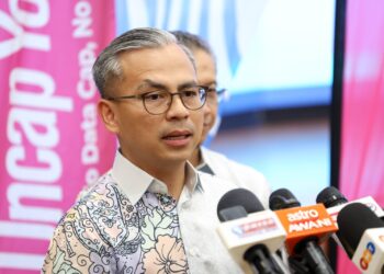 FAHMI FADZIL