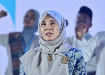 NURUL Izzah di Perasmian Bersama Kongres Nasional Wanita dan Angkatan Muda Keadilan 2026 di Pusat Dagangan dan Pameran Antarabangsa Melaka (MITC) di sini hari ini. - UTUSAN/AMIR KHALID
