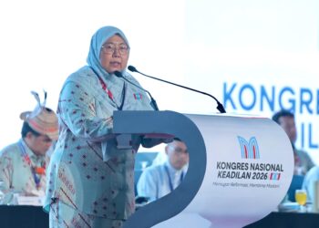 Setiausaha Agung Keadilan, Dr Fuziah Salleh menyampaikan ucapan pada Kongres Nasional Keadilan 2026 di Pusat Dagangan dan Pameran Antarabangsa Melaka (MITC) di sini hari ini. GAMBAR - AMIR KHALID