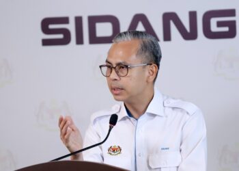 FAHMI FADZIL