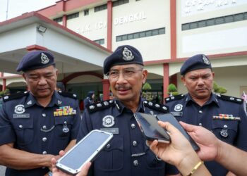 NORHIZAM Bahaman ketika ditemui pemberita di Flag-Off Konvoi Kenderaan sempena Sambutan Bulan Kemerdekaan ke-69 di sini, hari ini.
