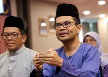 AKMAL NASRULLAH MOHD NASIR