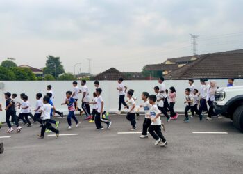 PROGRAM BriskWalk Cinta Rasul anjuran Surau Ar Rayyan dan Pusat Autisme MAIWP memberi ruang kepada anak autisme untuk bersosial tanpa berasa terasing.