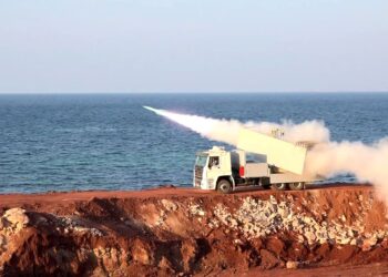 IRAN membangunkan semula sistem persenjataannya. - AFP