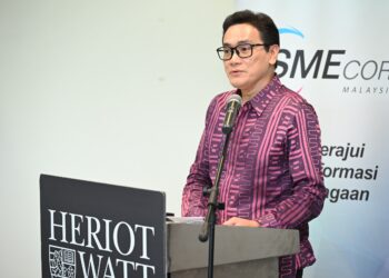 Ketua Pegawai Eksekutif SME Corp. Malaysia, Rizal Datuk Nainy berucap pada Majlis Pelancaran Program Next Level CEO di Kampus Heriot-Watt University Malaysia, Putrajaya.