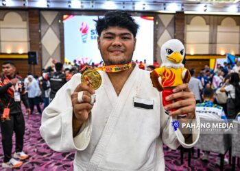 Atlet judo, Danish Mirza Nazrin, muncul juara dalam acara individu lelaki 90 kilogram (kg) di International Convention Centre Shah Alam (IDCC), di sini hari ini. - IHSAN PAHANG MEDIA