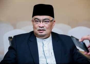 MOHAMED FADZLI HASSAN