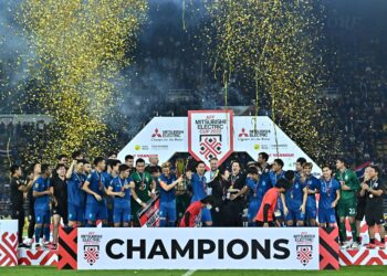 Vietnam muncul juara Piala ASEAN 2026 selepas menewaskan Thailand menerusi kemenangan agregat 4-2, semalam. - AFP