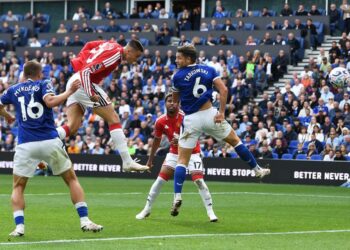 AKSI Manchester United menentang Everton dalam saingan Liga Perdana Inggeris.-AFP