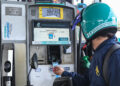 RAKYAT Malaysia memanfaatkan subsidi petrol RON95 pada harga RM1.99 seliter berbanding harga pasaran semasa menerusi inisiatif BUDI MADANI RON95 (BUDI95). - GAMBAR HIASAN