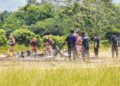 Operasi mencari dan menyelamat di sekitar lokasi nahas helikopter Perkhidmatan Doktor Udara yang terhempas berdekatan Long Lellang STOLport, Ulu Baram, Sarawak. – BERNAMA