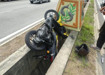 KEADAAN kenderaan yang terlibat kemalangan maut di Kilometer 2 Jalan Temerloh- Mentakab, Pahang. - IHSAN IPD TEMERLOH