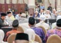 PERDANA Menteri, Datuk Seri Anwar Ibrahim berucap pada Muzakarah Ulama Turath Kebangsaan 2026 di Kompleks Seri Perdana, 
Putrajaya, semalam. – MINGGUAN/FARIZ RUSADIO