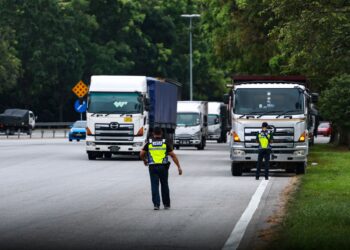 SYARIKAT logistik perlu bertanggungjawab terhadap pemilihan kenderaan, had muatan, waktu kerja dan keadaan teknikal armada.