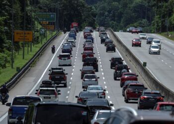 LORONG kanan bukan milik pemandu kereta berkuasa besar mereka yang memandu pada had laju maksimum.