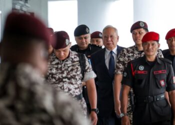 NAJIB Tun Razak masih berhak membuat rayuan dan memohon pengampunan sama seperti yang dilakukan oleh Anwar Ibrahim ketika beliau sedang menjalani hukuman penjara.